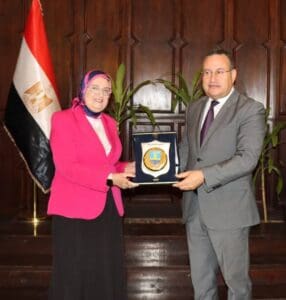 جامعة الإسكندرية تتوسع دوليًا بفروع في الإمارات وماليزيا وتمنح 1300 منحة دراسية 4 FB IMG 1756232485043 جامعة الإسكندرية جامعة الإسكندرية تتوسع دوليًا بفروع في الإمارات وماليزيا وتمنح 1300 منحة دراسية موقع في الجامعة