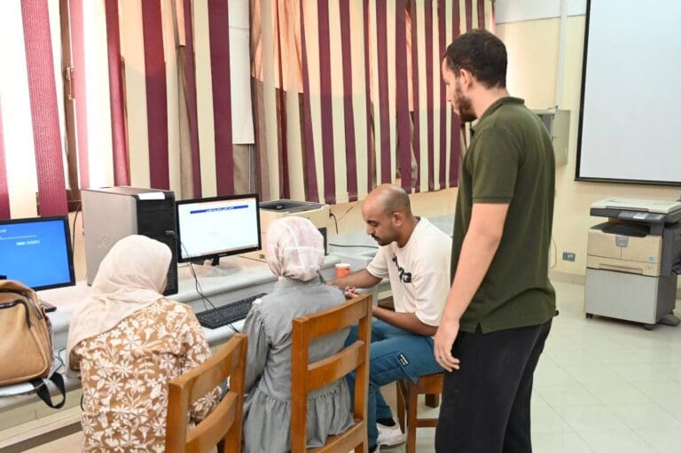 FB IMG 1756279074426 كلية العلاج الطبيعي تنسيق المرحلة الثالثة 2025.. الجامعات الحكومية تستقبل طلاب الثانوية العامة في معاملها لتسجيل الرغبات موقع في الجامعة