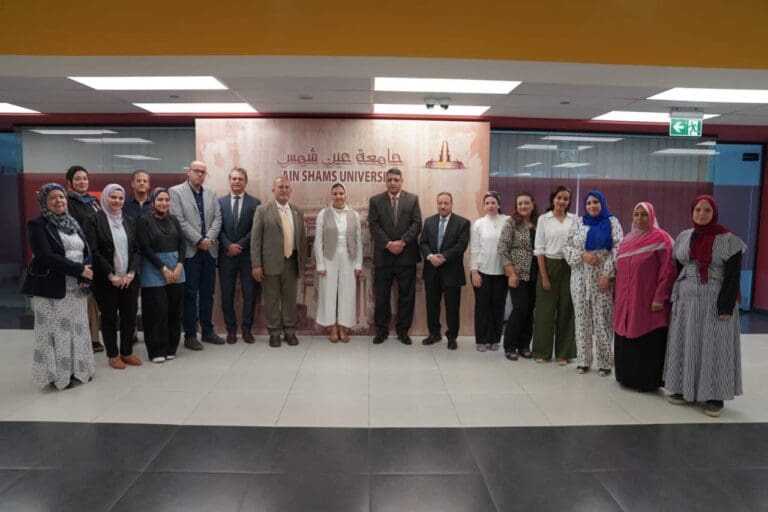 عين شمس تكرم مكتب الجوائز تقديرًا لدوره في تعزيز مكانة الجامعة محليًا ودوليًا 4 FB IMG 1756317404196 عين شمس عين شمس تكرم مكتب الجوائز تقديرًا لدوره في تعزيز مكانة الجامعة محليًا ودوليًا موقع في الجامعة