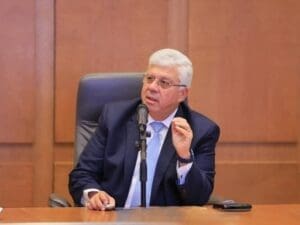 تعيين الدكتور محمد رشاد عبد الفتاح قائمًا بأعمال مدير مدينة الأبحاث العلمية والتطبيقات التكنولوجية 2 IMG 20250808 WA0013 مدينة الأبحاث العلمية تعيين الدكتور محمد رشاد عبد الفتاح قائمًا بأعمال مدير مدينة الأبحاث العلمية والتطبيقات التكنولوجية موقع في الجامعة