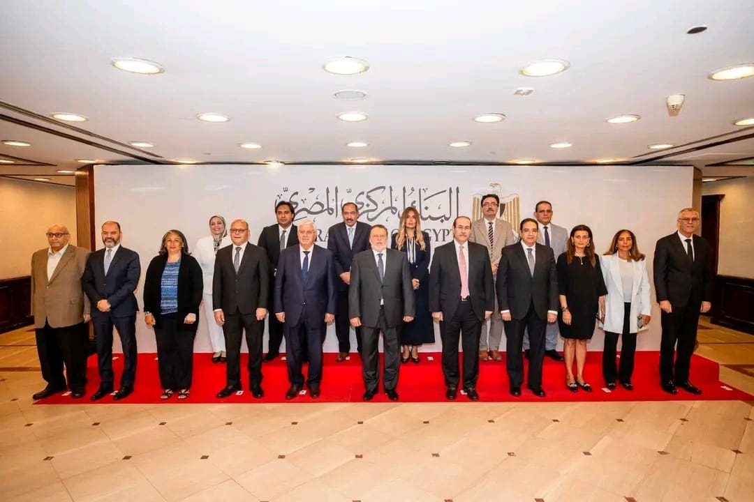 IMG 20250814 WA0090 العالي محافظ المركزي ووزير التعليم العالي يشهدان توقيع شراكات أكاديمية في العلوم المصرفية موقع في الجامعة