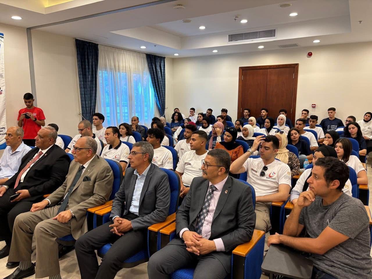 انطلاق مؤتمر "تفعيل القيادات الطلابية" لطلاب الاتحادات الرياضية بالإسماعيلية 1 IMG 20250822 WA0129 طلاب انطلاق مؤتمر "تفعيل القيادات الطلابية" لطلاب الاتحادات الرياضية بالإسماعيلية موقع في الجامعة