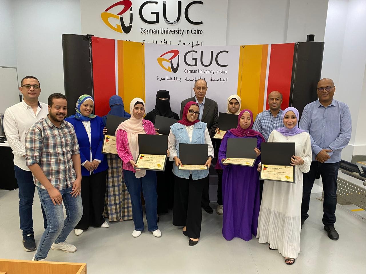 IMG 20250825 WA0028 جامعة العلمين الدولية المكتبة المركزية بالجامعة الألمانية بالقاهرة تختتم برنامجها التدريبي السنوي لطلاب الجامعات الحكومية موقع في الجامعة