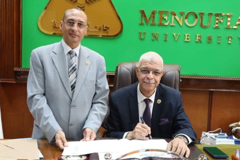 IMG 7321 تنسيق رئيس جامعة المنوفية يعتمد نتيجة بكالوريوس كلية الهندسة الإلكترونية بمنوف بنسبة نجاح 88,17٪ موقع في الجامعة