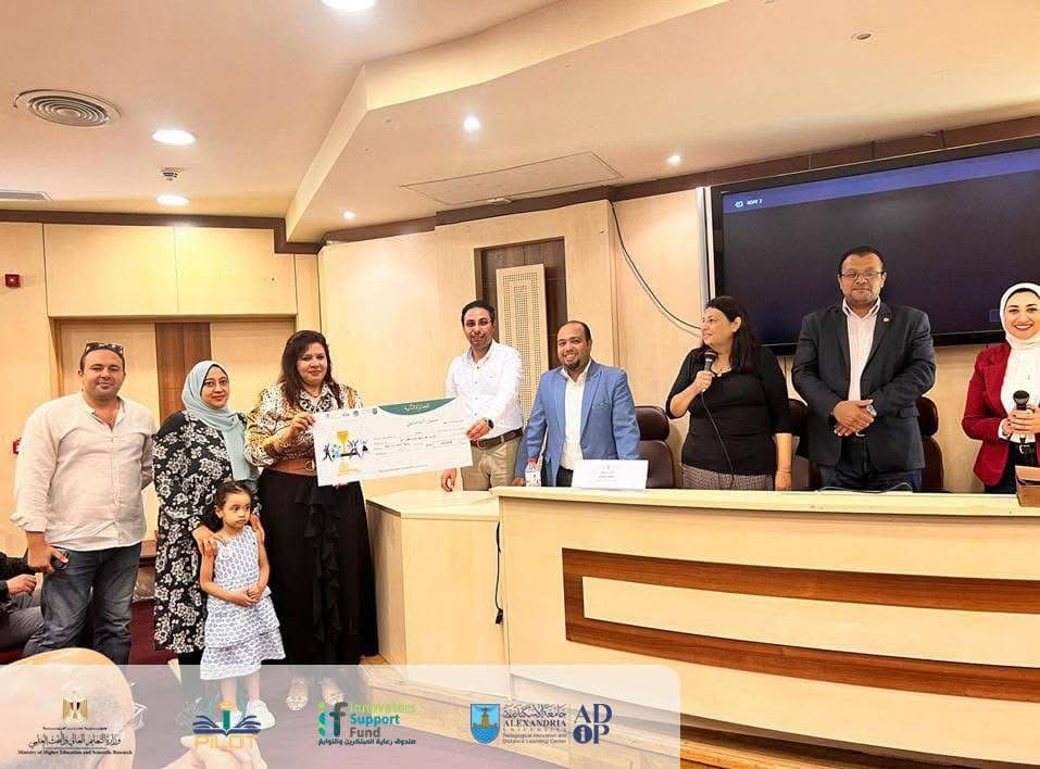IMG 7664 جامعة فريق بحثي من جامعة الإسكندرية يتأهل لنهائي أولمبياد الشركات الناشئة 2024 بمشروع رائد في مجال الأعلاف الحيوية موقع في الجامعة