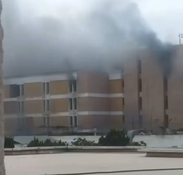 جامعة قناة السويس: حريق المستشفى الجامعي لم يؤثر على الخدمات الطبية - فيديو 1 حريق جامعة قناة السويس 1756103840 0 جامعة قناة السويس جامعة قناة السويس: حريق المستشفى الجامعي لم يؤثر على الخدمات الطبية - فيديو موقع في الجامعة