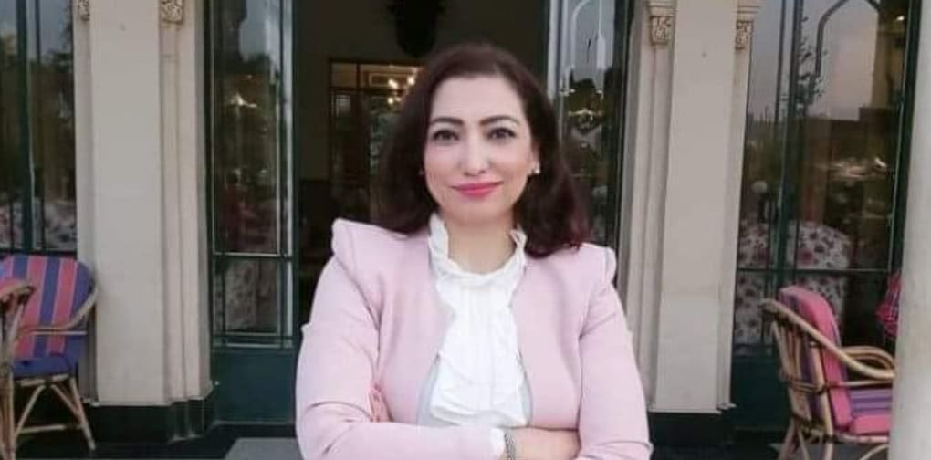 000 2 أمهات "أمهات مصر" ترصد تسليم الكتب و التقييمات في الاسبوع الاول من الدراسة موقع في الجامعة