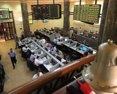 1 1529709 صحة البورصة المصرية تواصل رحلة المكاسب رغم عمليات جني الأرباح.. ماذا يحدث في سوق المال موقع في الجامعة