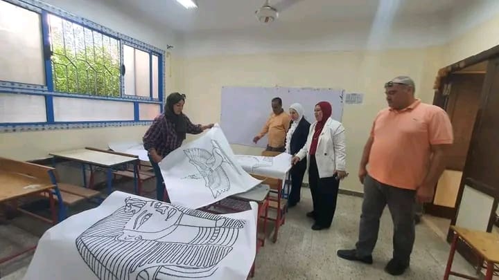 1757430794681 تعليم القاهرة مدير تعليم القاهرة تنقل فصولًا جاهزة لتقليل الكثافات بمدارس المرج موقع في الجامعة