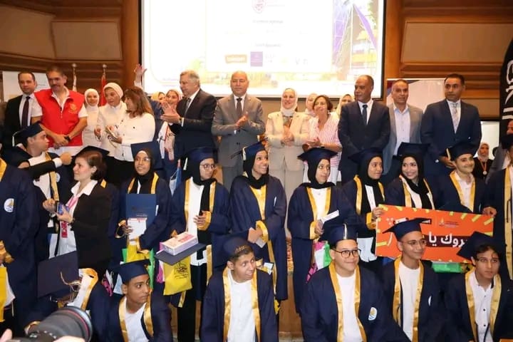 1758039499706 القاهرة محافظ القاهرة يشارك في احتفالية 57357 لتكريم أوائل الثانوية من محاربي السرطان موقع في الجامعة