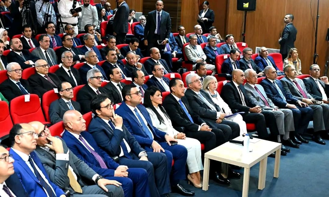 1758098354890 جامعة رئيس جامعة حلوان يشارك في فعاليات تدشين الأكاديمية الدولية للعمارة والعمران موقع في الجامعة