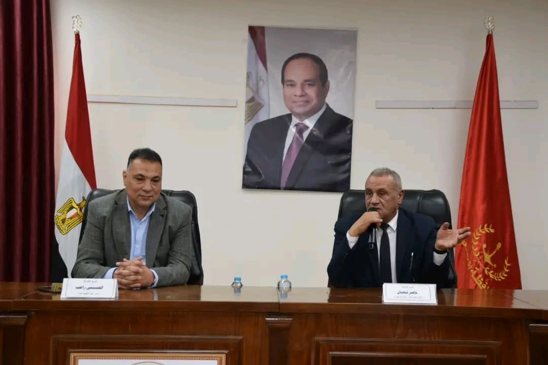 1758113891236 مدرسة تعليم بورسعيد يناقش فلسفة نظام البكالوريا ومساراته مقارنة بالثانوية العامة موقع في الجامعة