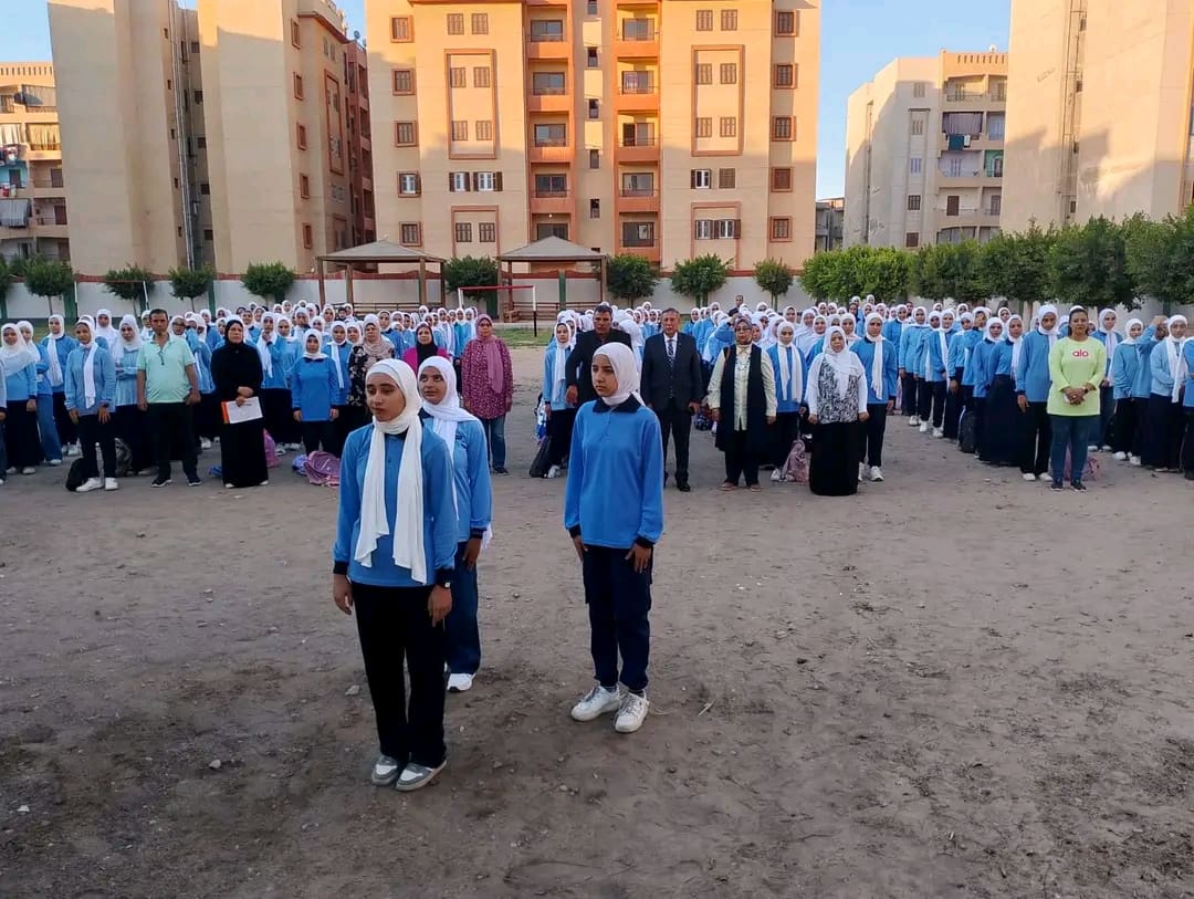 1758350694271 مدارس عام دراسي جديد يبدأ بالانضباط في البحيرة.. ووكيل التعليم يتابع من قلب المدارس موقع في الجامعة