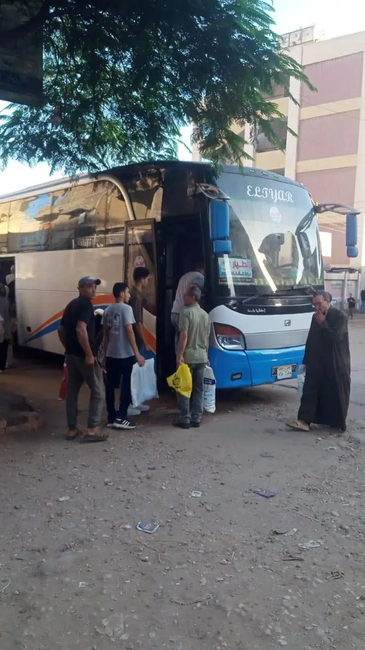 1758364763098 المنوفية محافظ الغربية يتابع المواقف: لا زيادة في الأجرة وتسهيلات لنقل الطلاب مع بداية الدراسة موقع في الجامعة