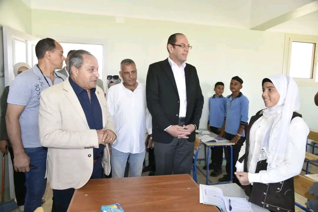 1758713820866 محافظ محافظ بورسعيد يوجه بتوفير ميني باص وسرفيس لخدمة طلاب ومعلمي سهل الطينة موقع في الجامعة