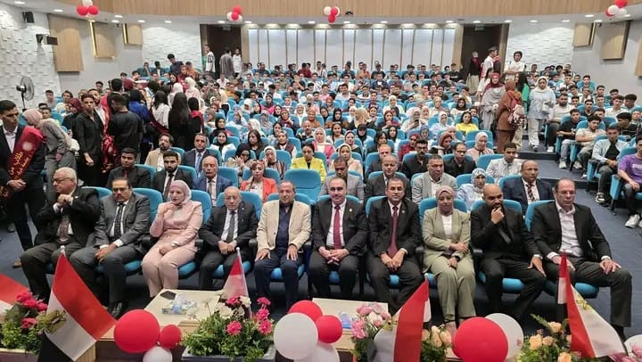 1758809667852 جامعة محافظ بورسعيد: جامعة شرق بورسعيد الأهلية صرح علمي يواكب رؤية الدولة في تطوير التعليم موقع في الجامعة