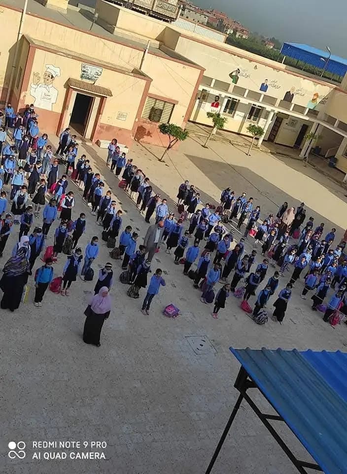 مدرسة صباغي البيضا بكفر الدوار تفوز بلقب أفضل مدرسة في مبادرة "مدارسنا أفضل بطلابنا ومعلمينا"