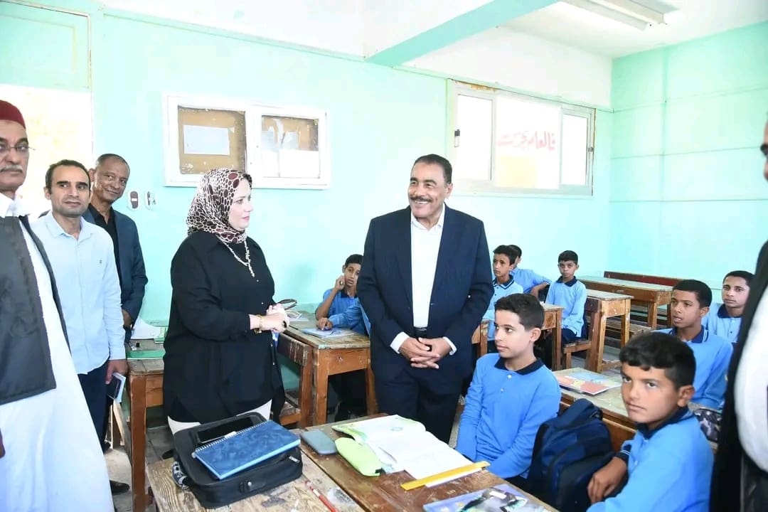 1759061510015 أسيوط خلال جولة بمدارس "أم الرخم".. محافظ مطروح يوجه بتوسعة الفصول موقع في الجامعة