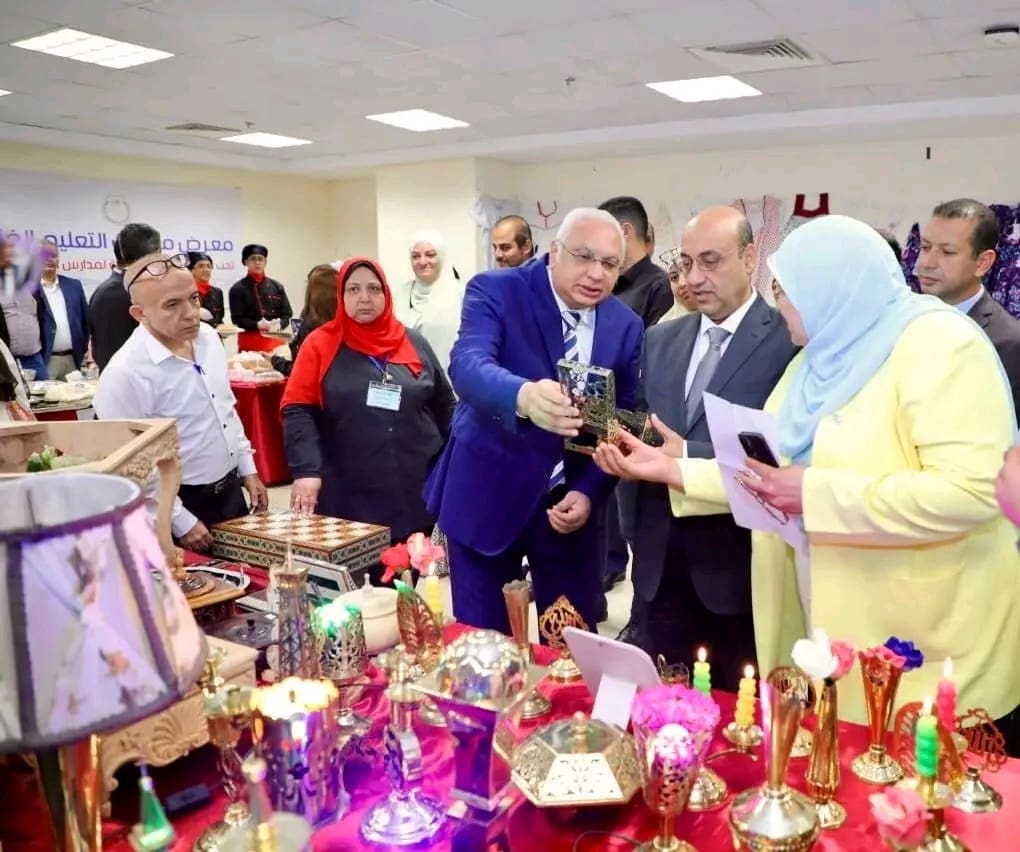 بمشاركة 23 مدرسة فنية.. نائب الوزير يفتتح معرض منتجات التعليم الفني بالعاصمة الإدارية