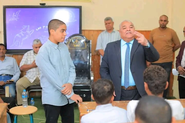 1759253748593 تعليم قنا وكيل تعليم الأقصر: نظام البكالوريا يخفف الضغط على الطلاب ويمنحهم فرصًا متعددة للتفوق موقع في الجامعة