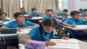 موعد إعلان نتيجة صفوف النقل 2026 للابتدائي والإعدادي.. وطريقة الاستعلام بالاسم 4 233 موعد إعلان نتيجة صفوف النقل 2026 موعد إعلان نتيجة صفوف النقل 2026 للابتدائي والإعدادي.. وطريقة الاستعلام بالاسم موقع في الجامعة