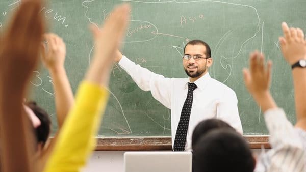 589 روابط بخطوات سهلة وروابط مباشرة.. دليلك لاستخراج صحيفة أحوال المعلم وتحديث البيانات 2025/2026 موقع في الجامعة