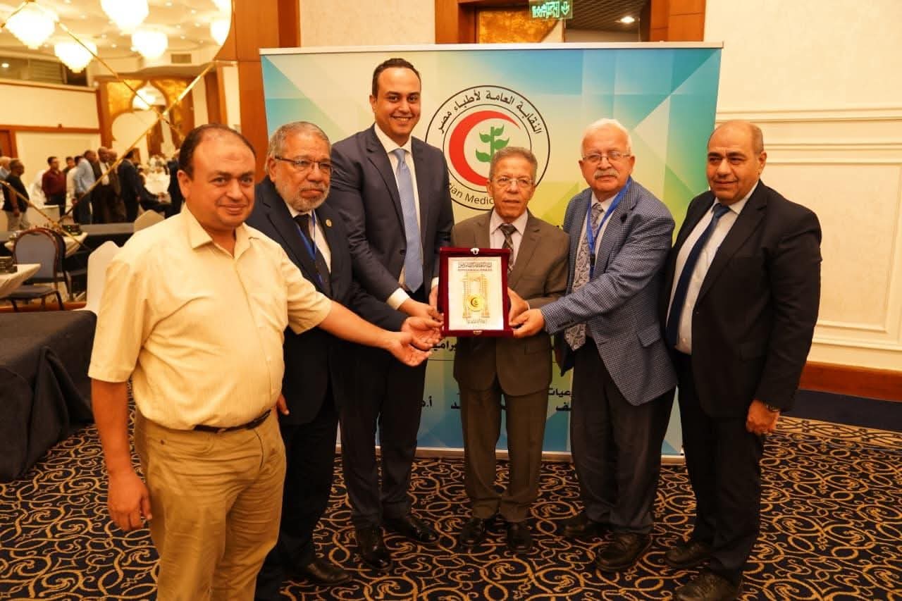 FB IMG 1756710190328 الأطباء ما هي امتيازات الأطباء في منظومة التأمين الصحي الشامل؟ موقع في الجامعة