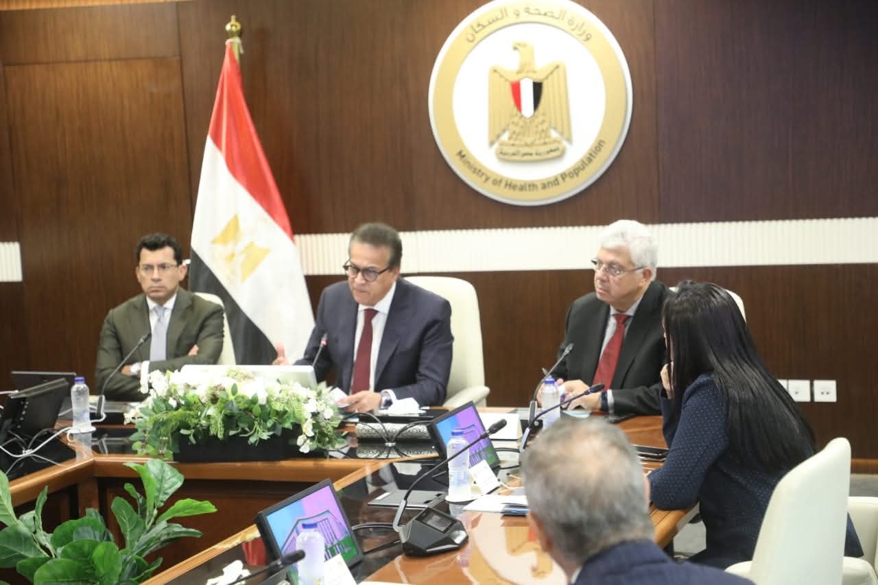 FB IMG 1757312148814 جامعة القاهرة وزير الصحة يترأس اجتماع المجموعة الوزارية للتنمية البشرية لمتابعة خطط التعليم والصحة وبناء الإنسان موقع في الجامعة