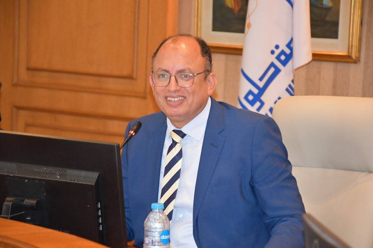 رئيس جامعة حلوان