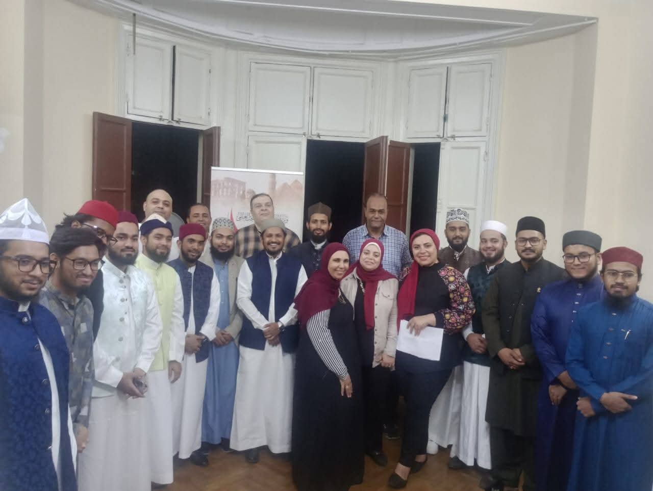 FB IMG 1757747700787 التعليم العالي التعليم العالي: طلاب الوافدين يحتفلون بالمولد النبوي في أجواء روحانية بجامعة القاهرة موقع في الجامعة