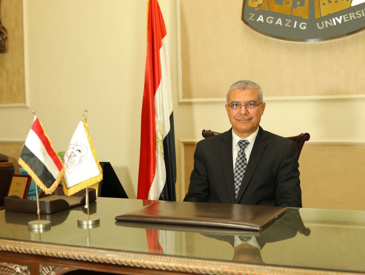 FB IMG 1758304101851 جامعة رئيس جامعة الزقازيق يهنئ منسوبي الجامعة بالعام الدراسي الجديد و يُشجع على المشاركة في الأنشطة والفاعليات موقع في الجامعة