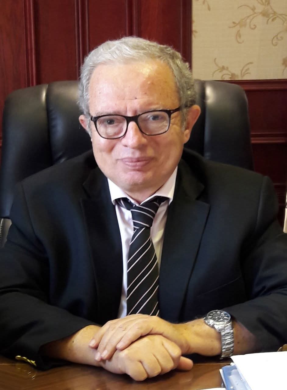 FB IMG 1758351827528 خالد العناني التعليم العالي: ندب الدكتور حسين عيسى مستشارًا لوزير التعليم العالي للسياسات المالية والاقتصادية موقع في الجامعة