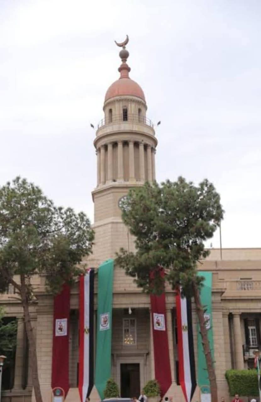 كلية طب قصر العيني