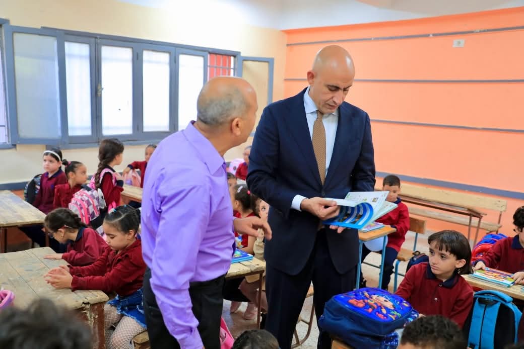 FB IMG 1758445450294 نتائج امتحانات آخر العام 2026 عبد اللطيف: تنمية مهارات القراءة والكتابة والحساب لطلاب الصفوف الأولى موقع في الجامعة
