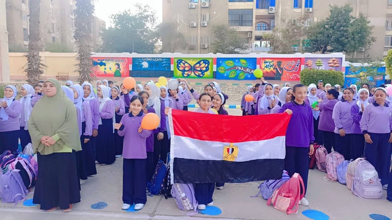 FB IMG 1758619731746 جامعة بدر وسط أجواء احتفالية.. انتظام طلاب مدارس القاهرة في اليوم الرابع للعام الدراسي موقع في الجامعة