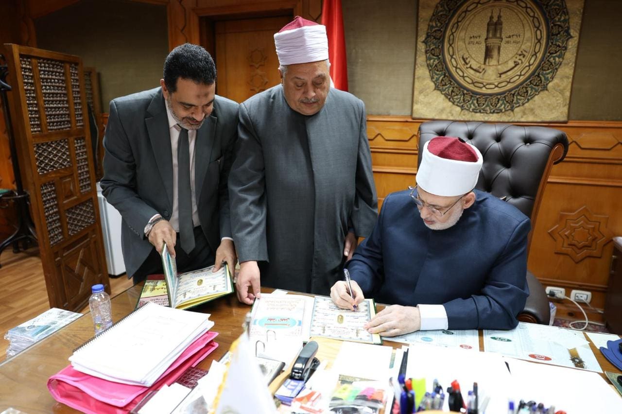 IMG 20250902 WA0052 الأزهر وكيل الأزهر يعتمد نتيجة الدور الثاني للشهادة الثانوية الأزهرية بنسبة نجاح 80.25% موقع في الجامعة