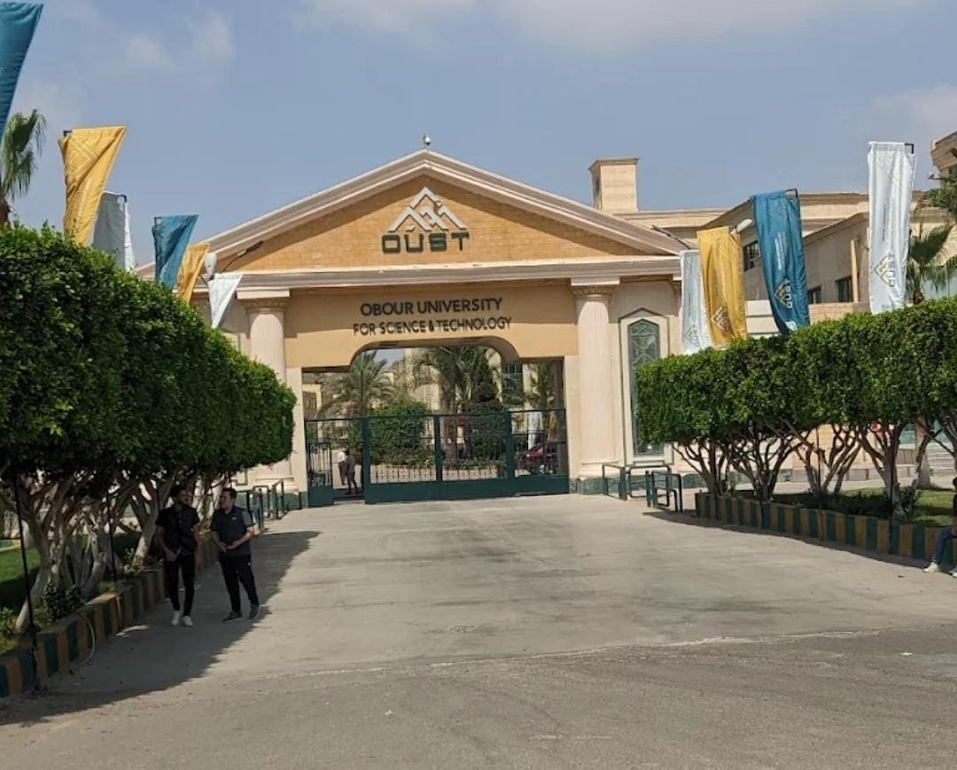 جامعة العبور للعلوم والتكنولوجيا