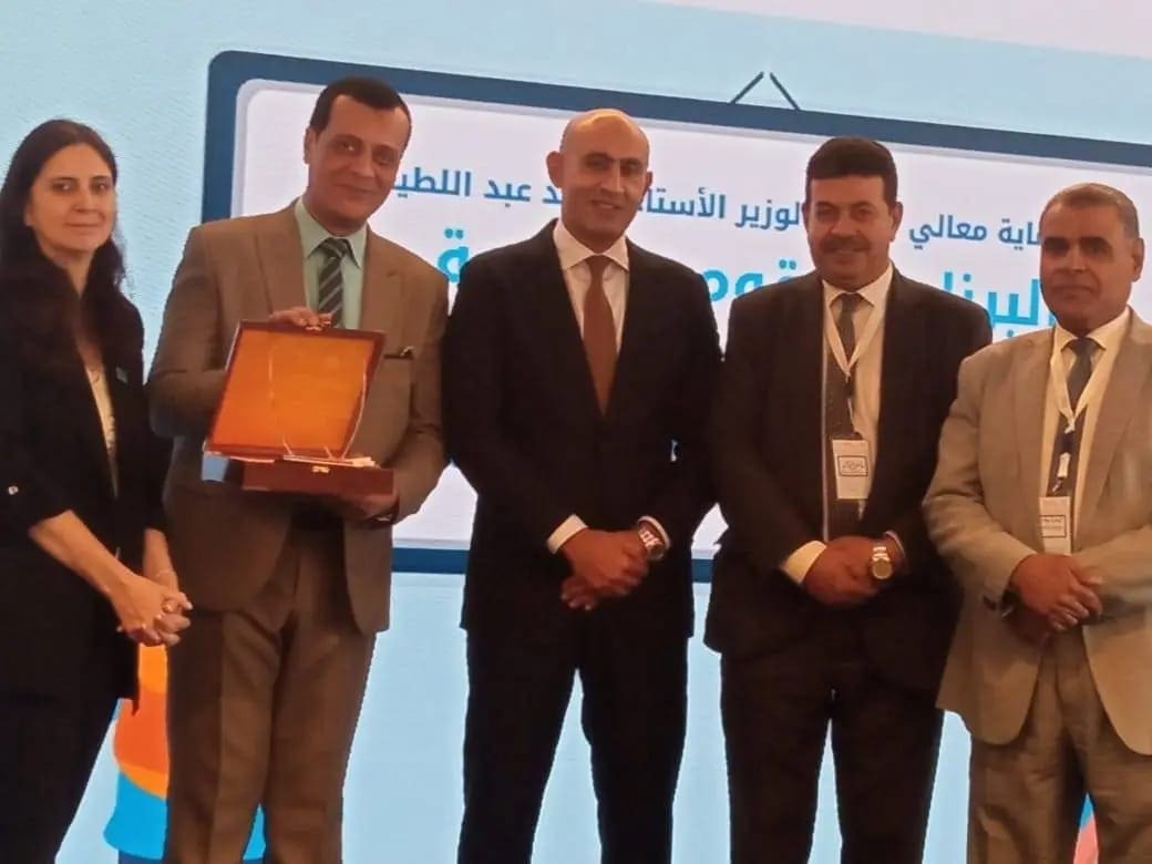 IMG 20250908 WA0110 محافظ سوهاج إنجاز جديد للتعليم بسوهاج.. تكريم القيادات وانطلاق المرحلة الثانية لبرنامج القراءة والكتابة موقع في الجامعة