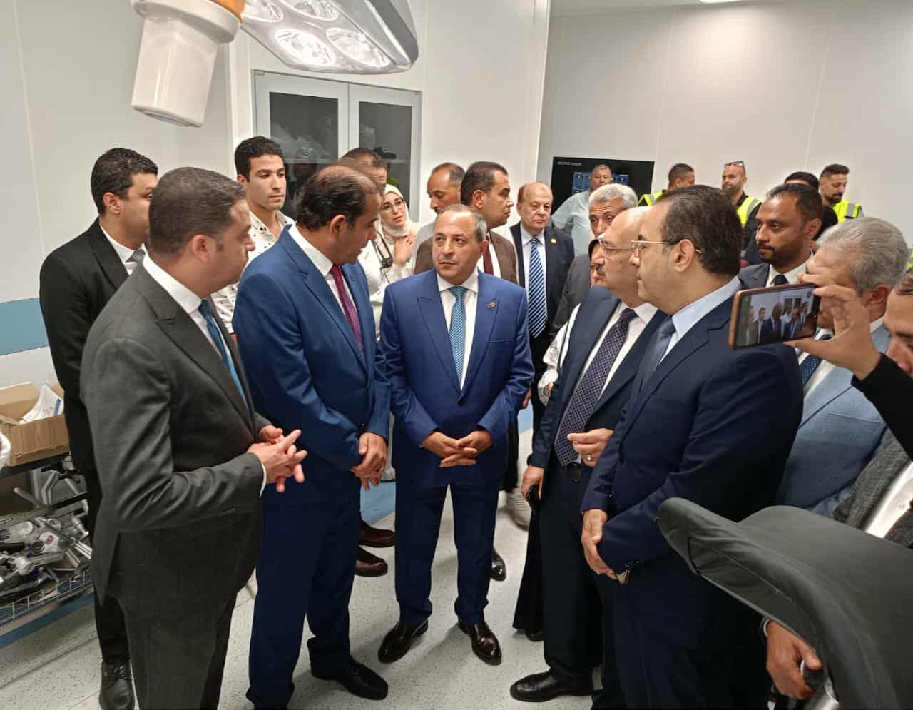 IMG 20250910 WA0086 خالد العناني 28 عيادة ووحدات رعاية متطورة.. افتتاح تجريبي لمستشفى جامعة بورسعيد - صور موقع في الجامعة