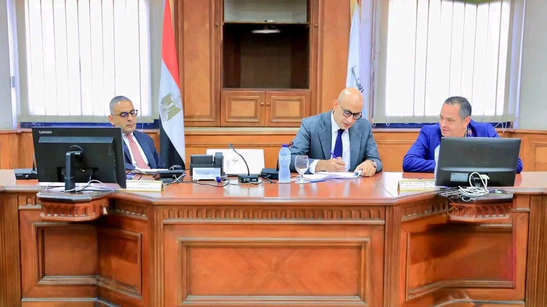IMG 20250914 WA0104 صيانة وزير التعليم يوجه بالانتهاء من صيانة المدارس بالكامل قبل بدء العام الدراسي مع متابعة يومية لمعدلات الإنجاز موقع في الجامعة