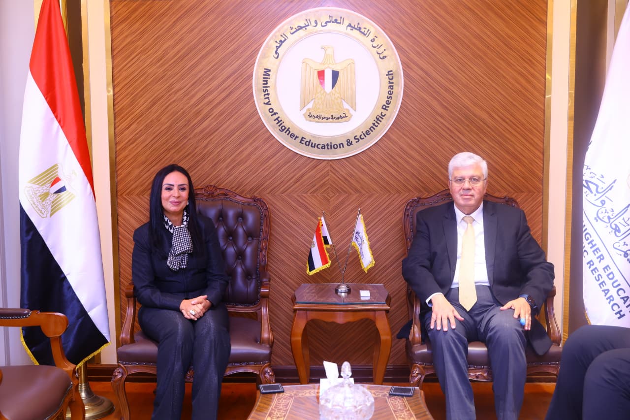IMG 20250915 WA0044 منحة 400 منحة تعليمية جديدة لدعم الطلاب المتفوقين في الجامعات الأهلية .. اعرف التفاصيل موقع في الجامعة