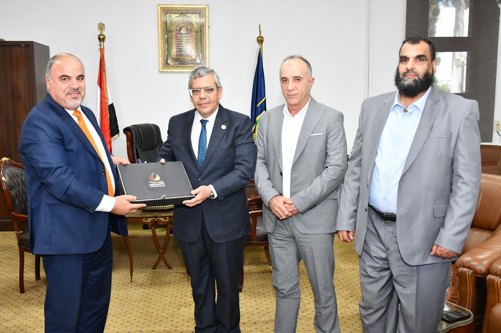 IMG 20250924 WA0057 جامعة قناة السويس جامعة قناة السويس تستقبل وفد الأكاديمية الليبية لبحث الشراكات العلمية والأكاديمية موقع في الجامعة