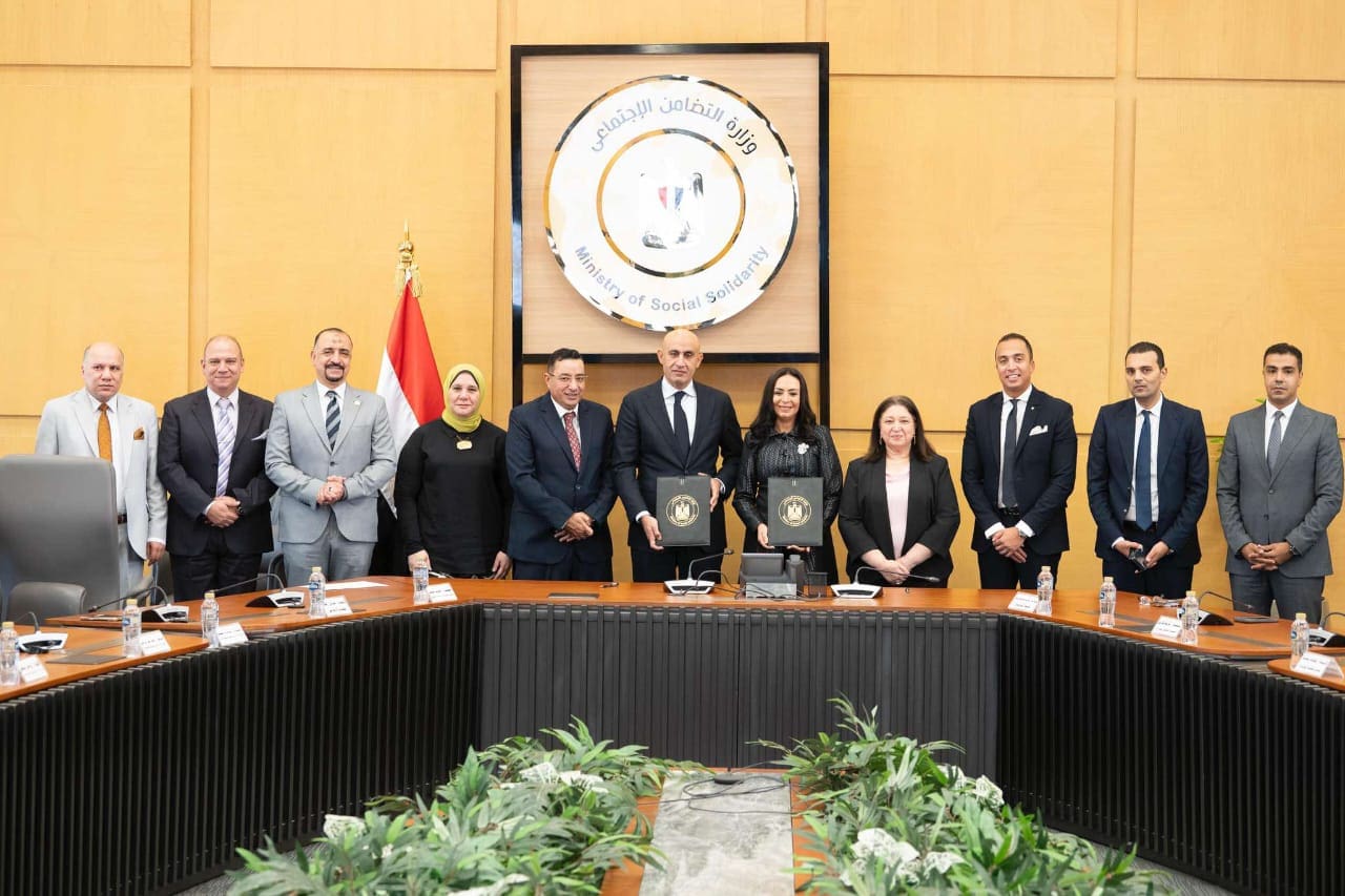 IMG 20250925 WA0075 التضامن تعاون بين التضامن والتعليم لإقامة مجمع مدارس على أراضي الوزارة بالمرج موقع في الجامعة