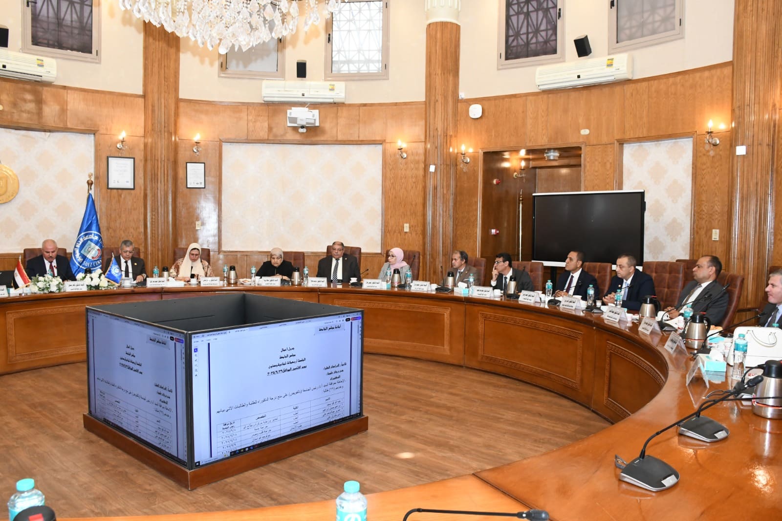 IMG 20250929 WA0133 حريق جامعة قناة السويس تعلن انتظام الدراسة للعام الجديد.. وتستقبل 14 ألف طالب وطالبة موقع في الجامعة