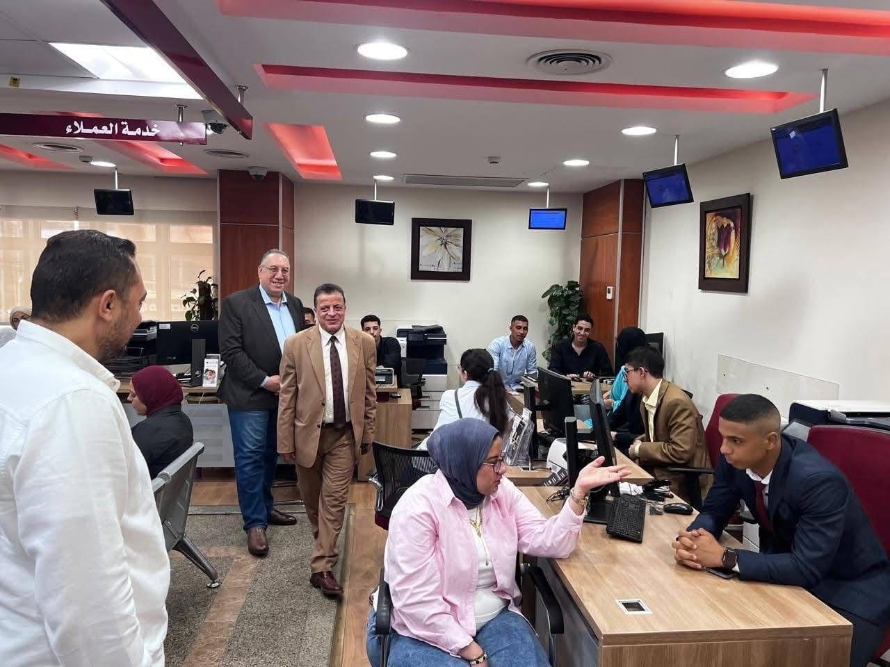 IMG 0128 140 طالب وخريج بتجارة المنوفية يشاركون في تدريب نموذج محاكاة النظام المصري ببنك مصر موقع في الجامعة