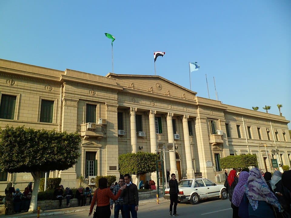 IMG 9403 الإسبانية شروط الالتحاق بقسم اللغة الإسبانية بآداب القاهرة 2026/2025 موقع في الجامعة