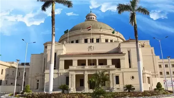 IMG 9429 الإيطالية شروط الالتحاق بقسم اللغة الإيطالية بآداب القاهرة 2026/2025 موقع في الجامعة