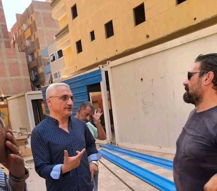 IMG ٢٠٢٥٠٩٠٤ ٢١١٥٠٣ الكرفانات استعدادًا للعام الجديد.. الكرفانات بديل مؤقت لحل أزمة الكثافات بمدرسة الفاروق عمر بالقاهرة موقع في الجامعة