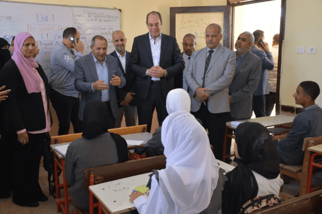 IMG ٢٠٢٥٠٩٢٣ ٢٠٥٠٣١ محافظ محافظ بورسعيد: مكافأة 10 آلاف جنيه لمدرسة قرية الفتح للتعليم الأساسي موقع في الجامعة