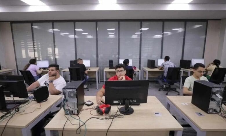 تنسيق كليات شعبة أدبي المرحلة الأولى 780x470 1 نتيجة الآن.. رابط نتيجة تقليل الاغتراب لطلاب المرحلة الثالثة من تنسيق الثانوية العامة 2025 موقع في الجامعة